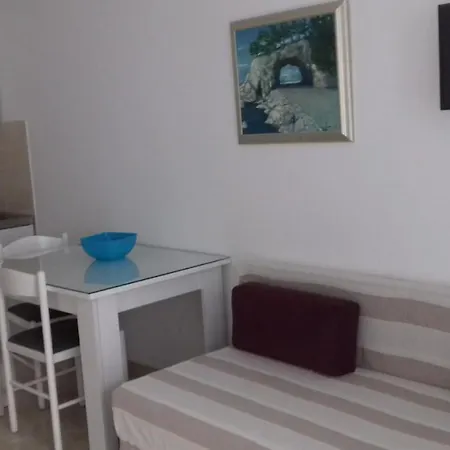 Apartment Lara