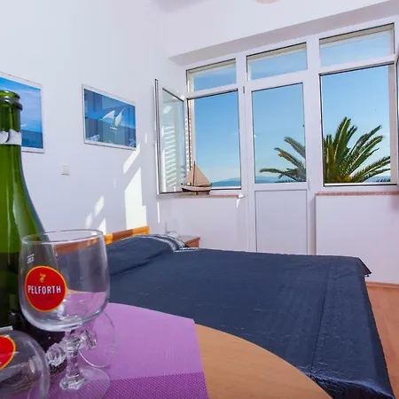 Apartment Lara